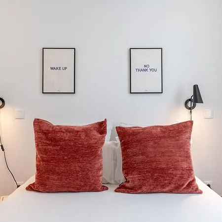 Bright & Characterful By Hostwise Daire *