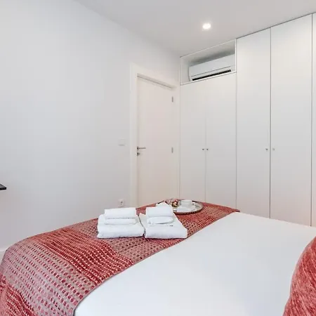 Bright & Characterful By Hostwise Apartman *