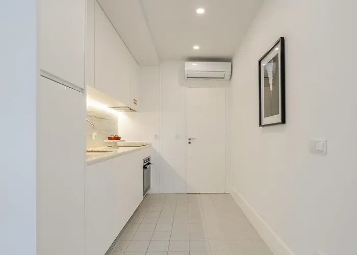 Bright & Characterful By Hostwise * Porto