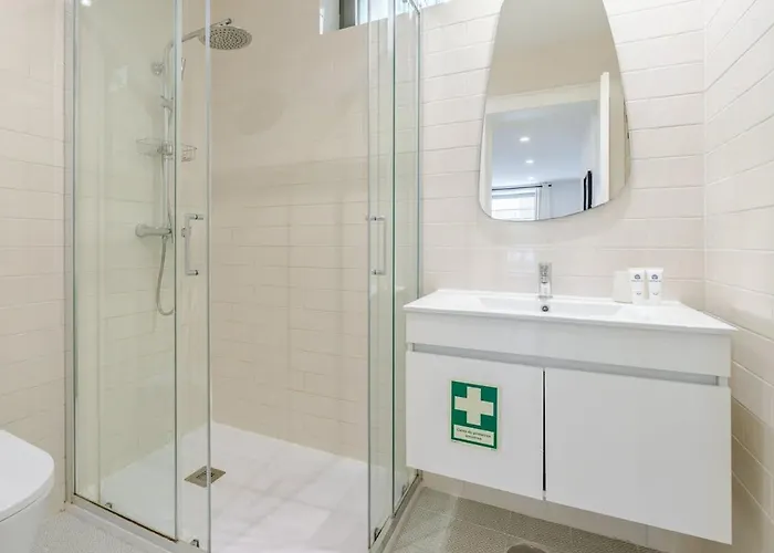 Bright & Characterful By Hostwise Apartman Porto