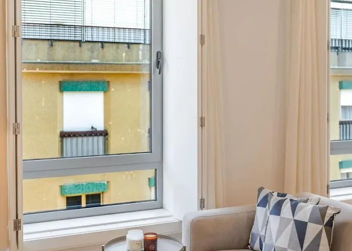 Apartman Bright & Characterful By Hostwise *