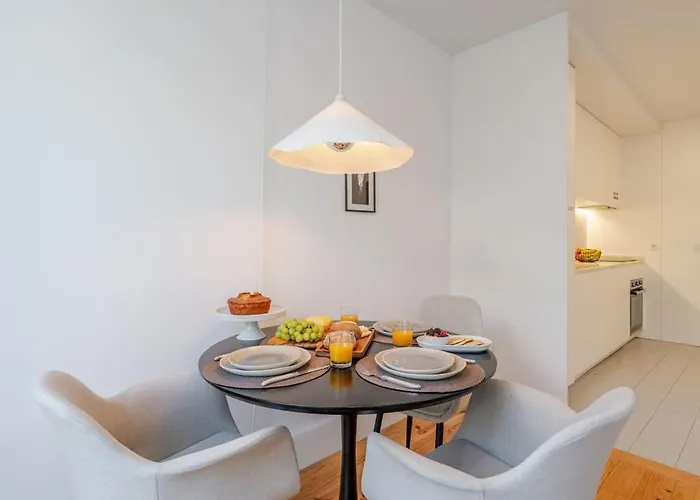 Bright & Characterful By Hostwise Lägenhet *